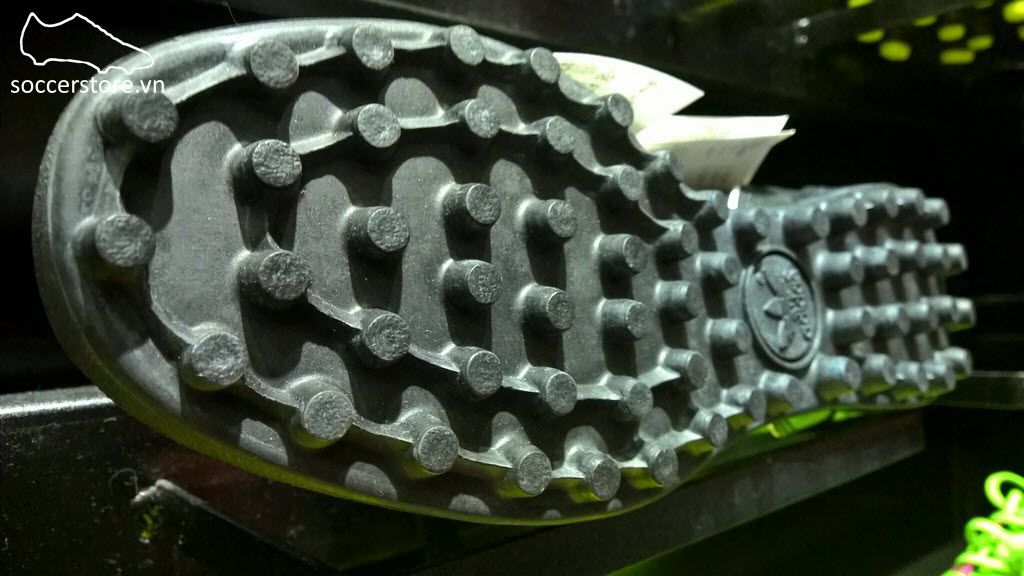 adidas kaiser 5 team astro